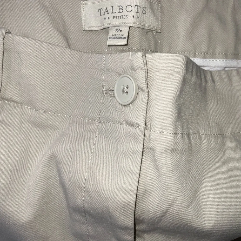 Talbots Petites Women's Cotton Stretch Jeans Cropped Size 12P Light Khaki/Beige - Picture 6 of 7